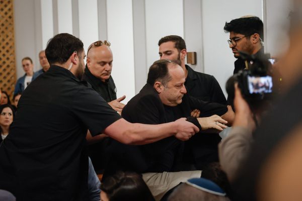 פיצוץ הדיון בבג"צ: הזעקות של השמאל הן שיא הצביעות