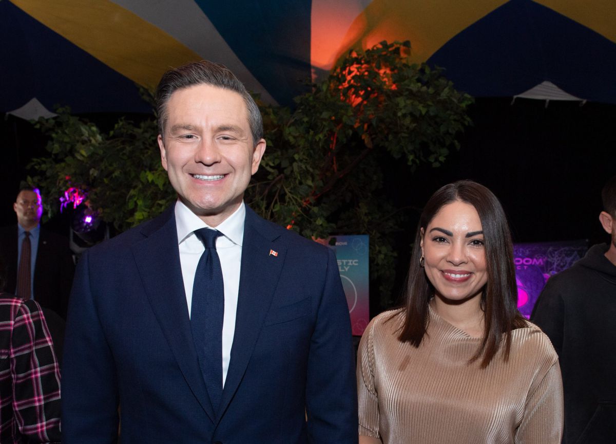 תבוסה דרמטית: מנהיג הימין בקנדה הודח מהפרלמנט