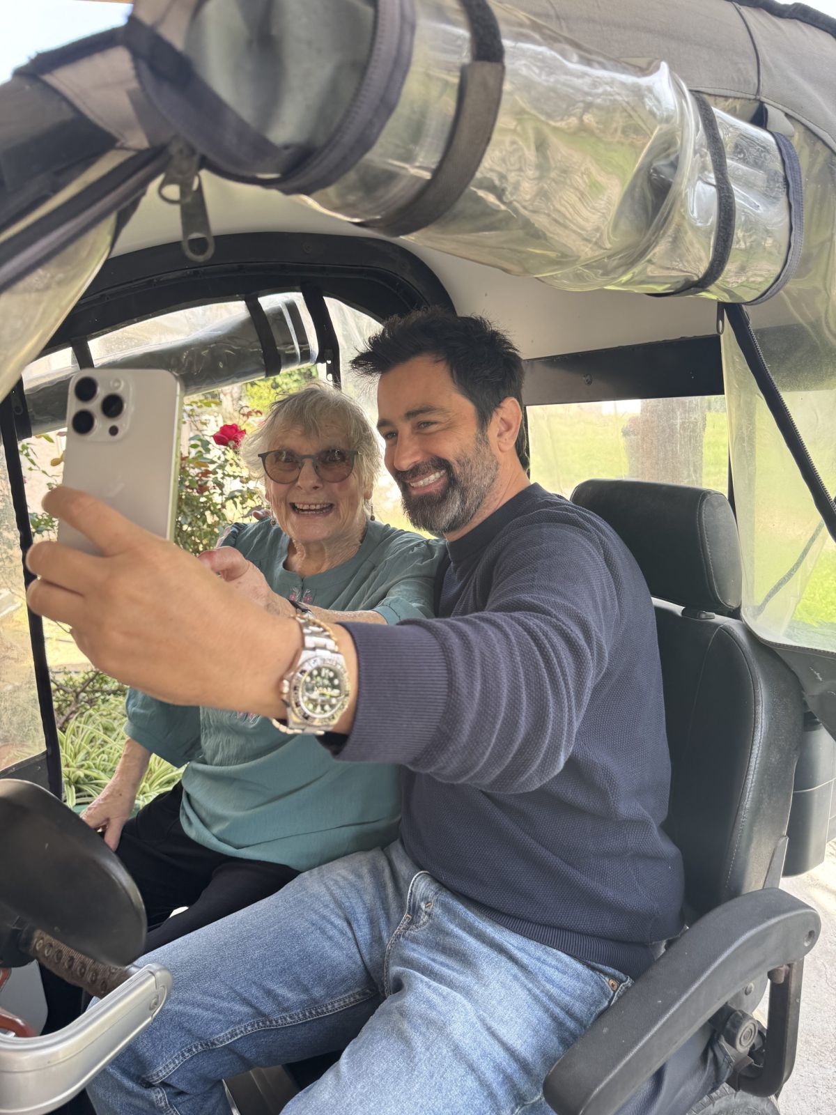 ניצולי השואה פוגשים את הטיקטוקרים ומספרים מה היה שם | צפו