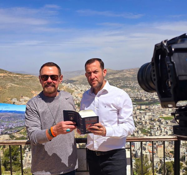 כוכב הטלוויזיה שידר מהשומרון: "נצביע רק למי שיתמוך בריבונות"