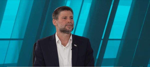 סמוטריץ' לסרוגים: "לא מודאג מהסקרים, אנחנו מחוללים מהפכות"