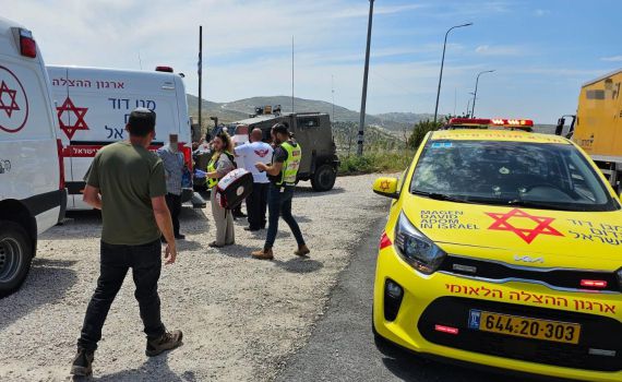 6 פצועים בהידרדרות מיניבוס לוואדי בשומרון