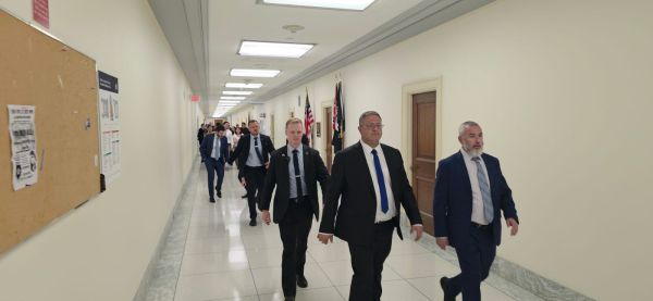 בן גביר למפגינים פרו פלסטינים: "לא יעזור לכם, ישראל תנצח"