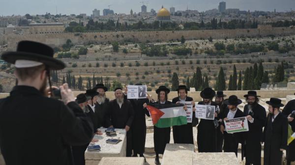 "דה האן: קול מחוץ לזמן" – דמות שסירבה להיות מוגדרת