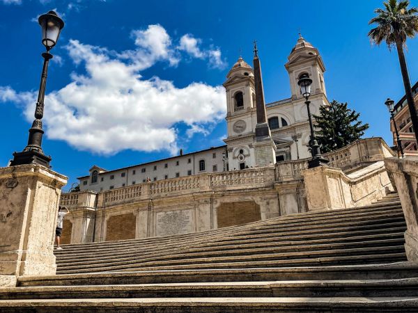 עד שיצא עשן לבן: כך ייבחר האפיפיור החדש