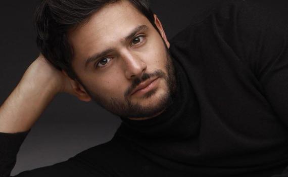 דניאל גד לסרוגים: "נמשכתי לתורת החסידות מגיל צעיר"