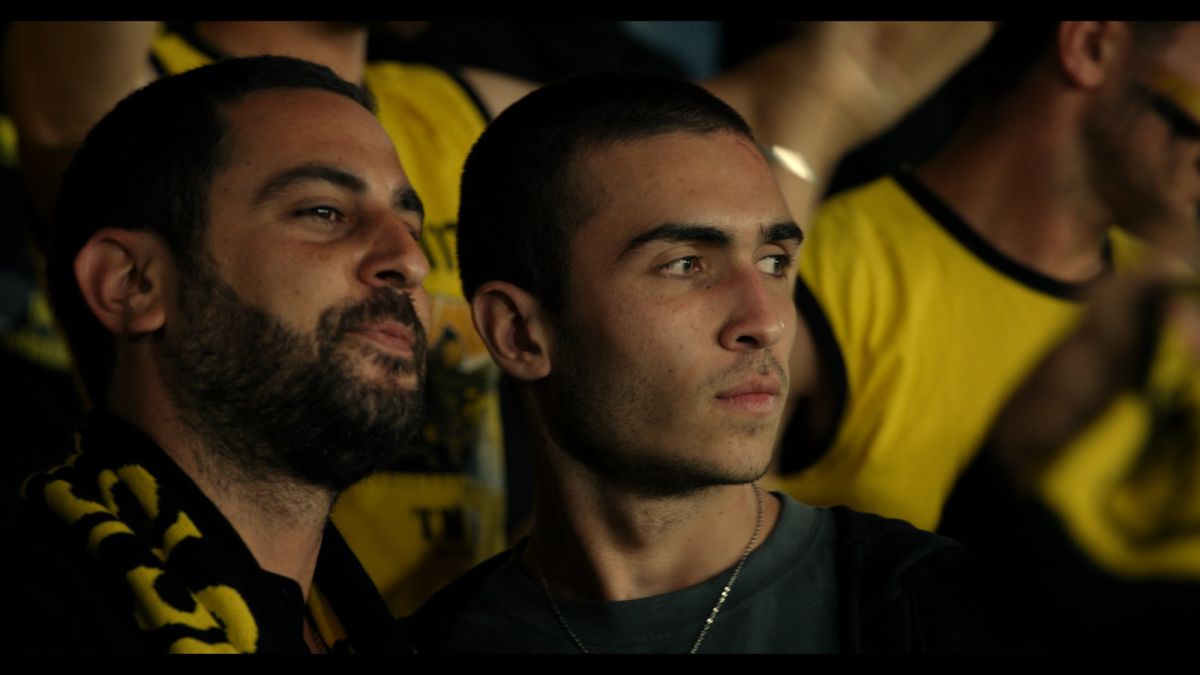 קצת אסקפיזם: "חוליגנים" חוזרת למסך