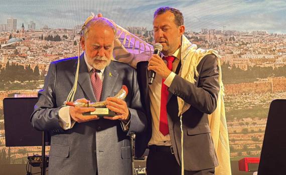 מרגש: ראש המועצה בירך את שגריר ארה"ב בברכת כהנים | צפו