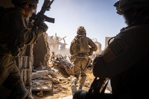 הותר לפרסום: לוחם צה"ל נפצע באורח קשה בעזה