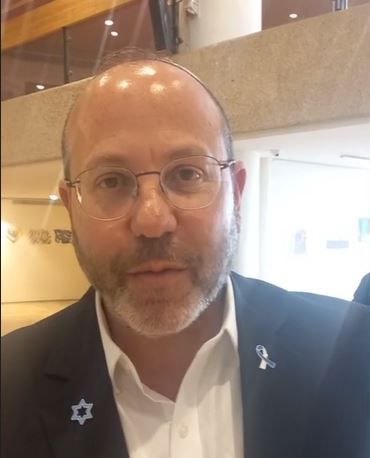 צביקה מור במסר לחידון התנ"ך: התנ"ך הוא תעודת הזהות שלנו