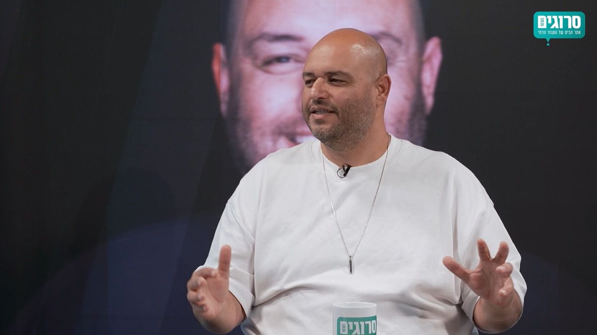 שי צברי: "אני לא מנגן, אני מלחין תוך כדי שאני שר" | ראיון