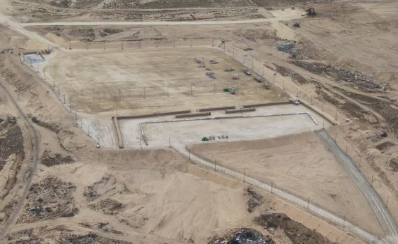 לא נכנעים: מרכז חלוקת הסיוע שנפרץ אמש חזר לפעילות