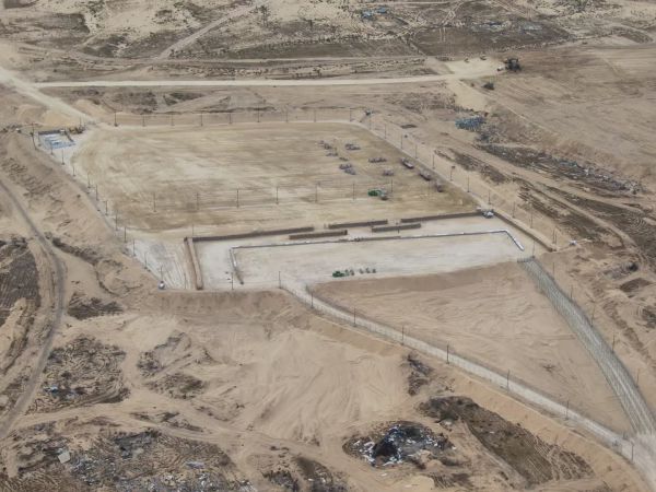 לא נכנעים: מרכז חלוקת הסיוע שנפרץ אמש חזר לפעילות