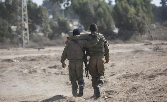 עוצרים הכל ומתפללים להצלחת חיילי צה"ל