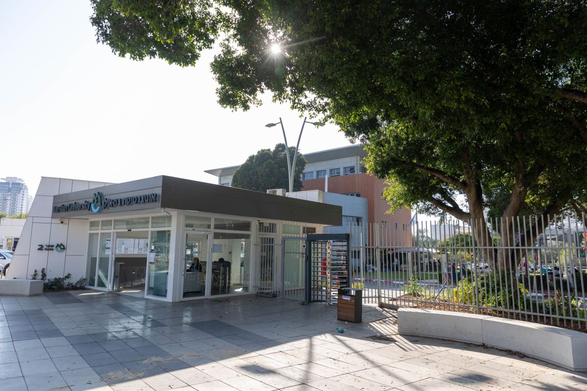 פרופ' מבר אילן: מקווה שיוטל חרם כלכלי על ישראל