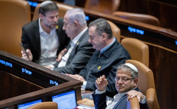 הממשלה מציגה את שיטת ניהול המלחמה: דיבורים גבוהים והתקפלות