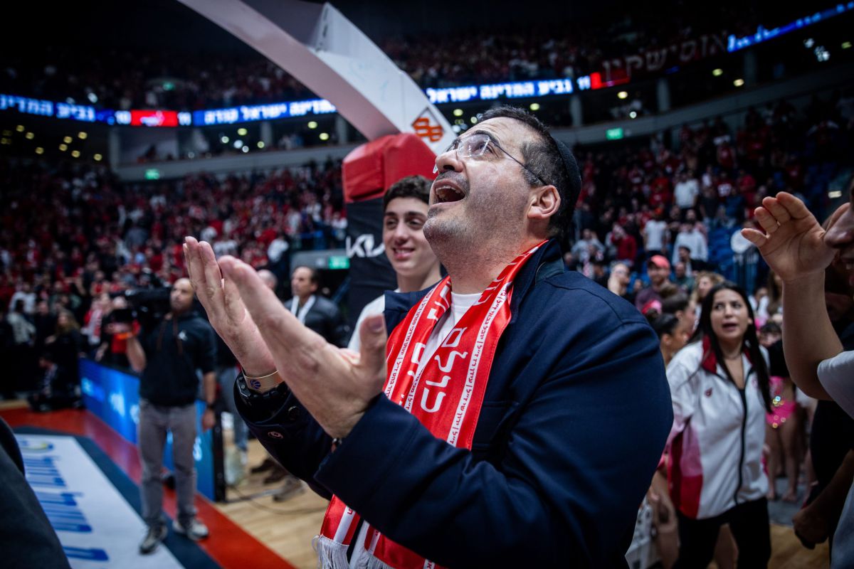 הכי גבוה שיש: הפועל תל אביב החתימה עוד שחקן NBA