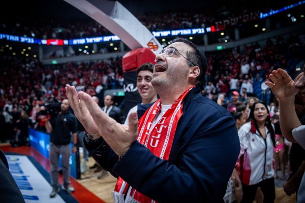 הכי גבוה שיש: הפועל תל אביב החתימה עוד שחקן NBA