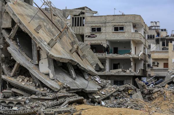 המחבלים ניסו לחטוף את אברהם; הוא נאבק בהם ונורה