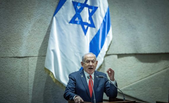 נתניהו תוקף את ראש ממשלת אנגליה: "מעניק פרס לחמאס"