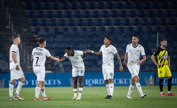 יביא תארים? אחרי קרוב לעשור המועדון הישראלי עובר בעלות