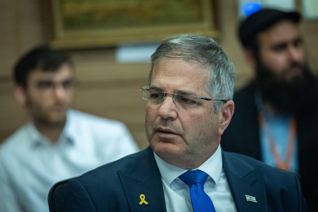 אחרי הסערה: שר החינוך משיק תוכנית לזהות יהודית במערכת החינוך