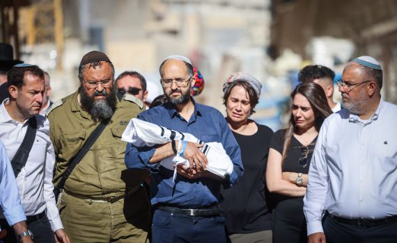 רביד חיים גז מובא למנוחות: "לנצח תהיה התינוק הקדוש של ישראל"