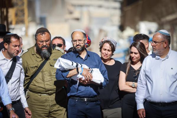 רביד חיים גז מובא למנוחות: "לנצח תהיה התינוק הקדוש של ישראל"