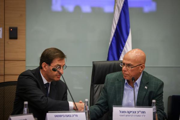 צביקה פוגל חוזר לכהן כיו”ר הוועדה לביטחון לאומי