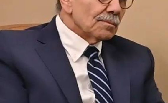 ראש ממשלת לבנון קורץ לישראל: "הזמן האיראני נגמר, רוצים שלום"