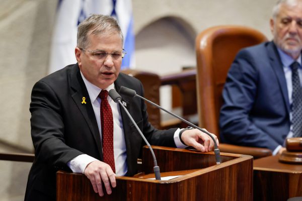 שר החינוך למורים: "אל תקשיבו למתסיסים, אל תפעלו בניגוד לחוק"