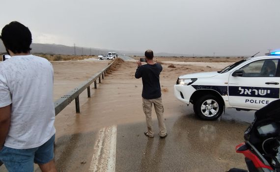 בעקבות השיטפונות: היציאות מאילת נחסמו לתנועה