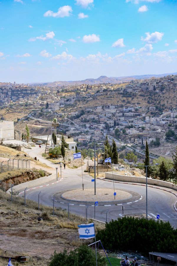 ירושלים חנכה כיכר על שם הרב אלישע וישליצקי זצ"ל