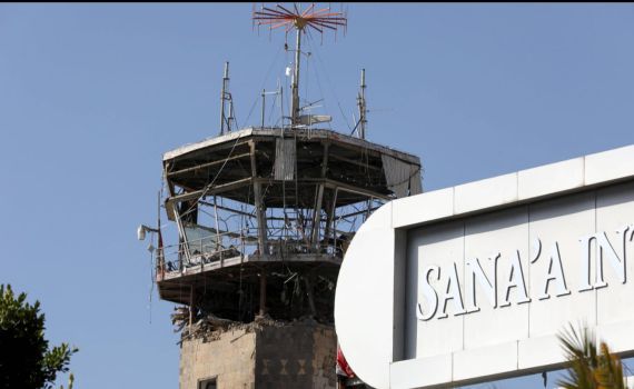 ברשתות הערביות מדווחים: שדה התעופה בתימן הושמד באופן מלא