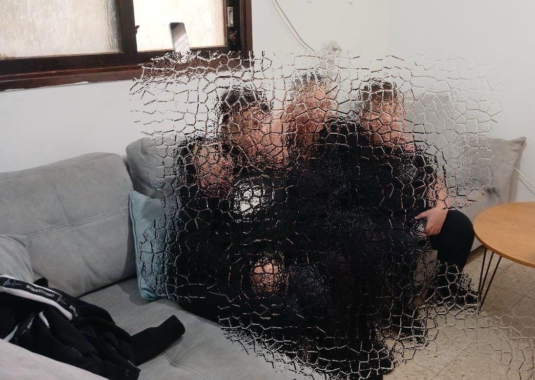 דרמה לאור יום: אישה וילדיה חולצו מכפר פלסטיני