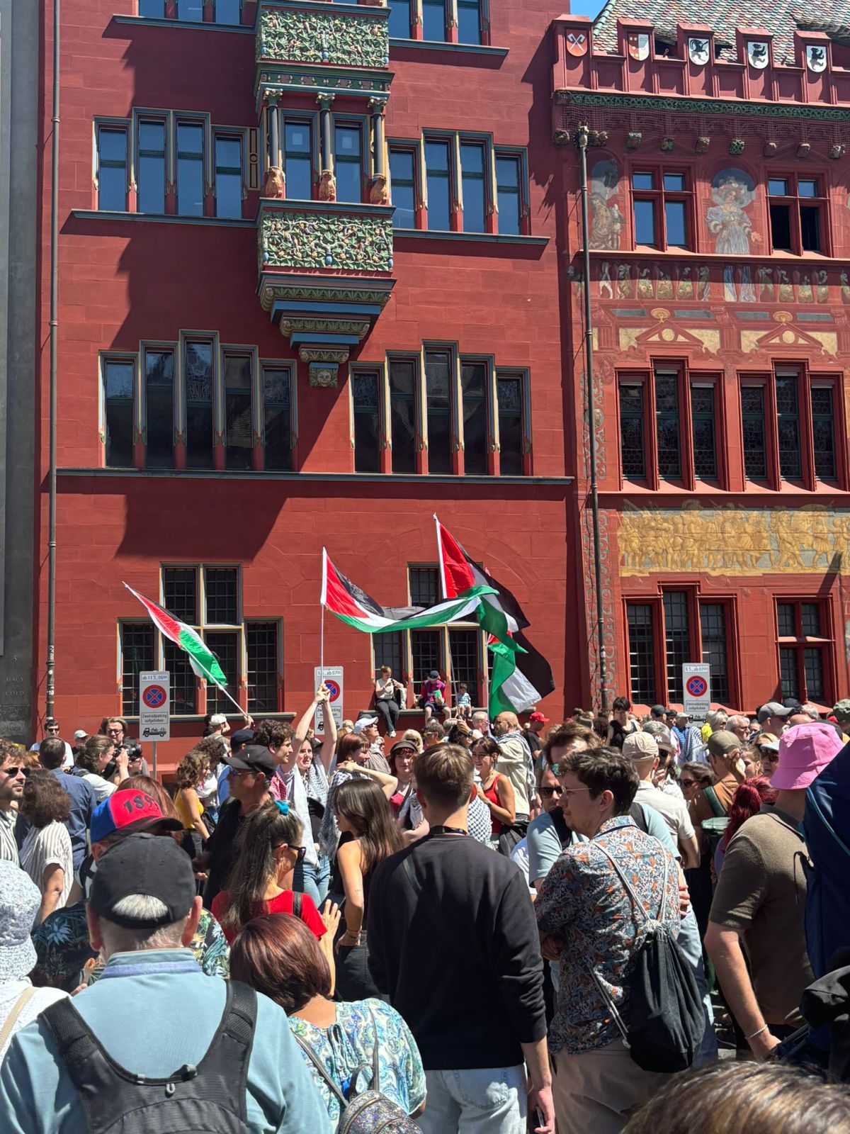 "חששנו לחיינו": המשלחת לאירוויזיון על ההפגנות הפרו פלסטינית