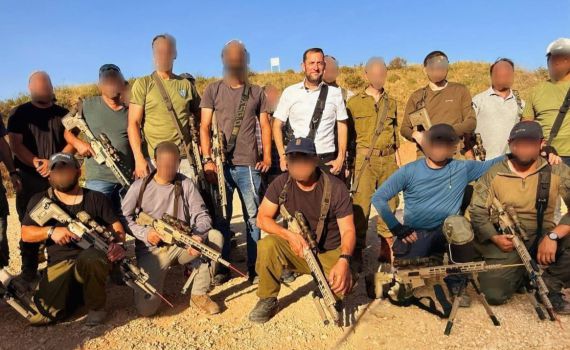 היסטוריה בשומרון: כיתות הכוננות קיבלו רובי קלעים