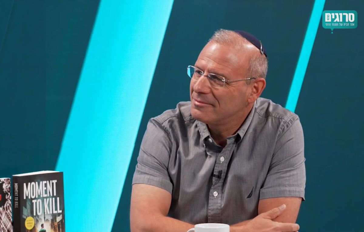 ברק צ'קוטאי באולפן: "הצנזורה הצבאית מחקה לי חצי מהספר"