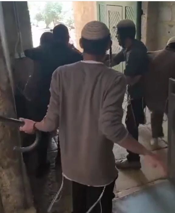 בית המשפט שחרר את הפעילים שהכניסו גדי להר הבית