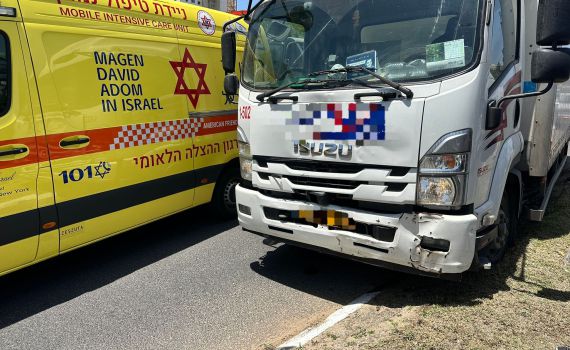 אסון בתל אביב: רוכבת קורקינט נהרגה לאחר שנפגעה ממשאית