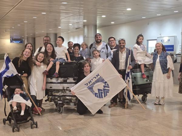 קולטת עלייה: העולים החדשים מצרפת שבחרו לגור בבירת השומרון