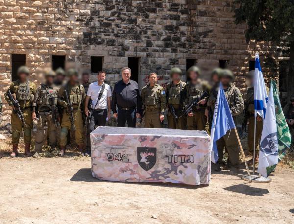 שר הביטחון ביקר בשא-נור: "רגע היסטורי להתיישבות"