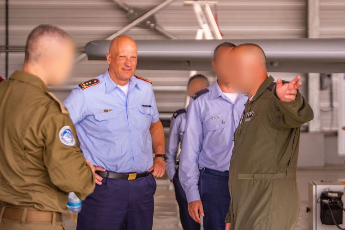 מח"א הגרמני סיים את תפקידו והגיע לביקור מיוחד בישראל