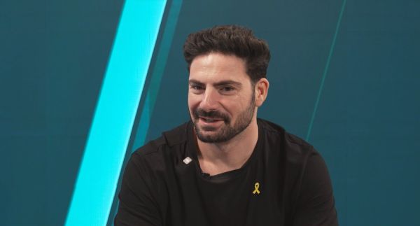 המיליארדר שמניח תפילין לאנשים ברחוב | ראיון עם נאור ברוך