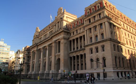 דרמה בארגנטינה: תעמולה נאצית אותרה בבית המשפט העליון