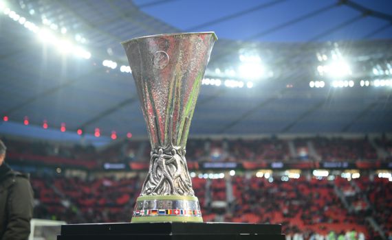 קרב היאוש בספרד: טוטנהאם ויונייטד נאבקות על הכבוד האחרון