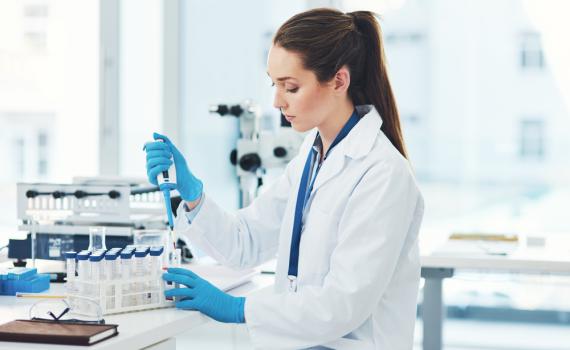 היד הנכונה לחיסון: גלו איך למקסם את ההגנה החיסונית שלכם