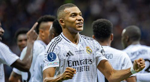 נעל הזהב ביד, אבל מה עם התארים? הדילמה של אמבפה