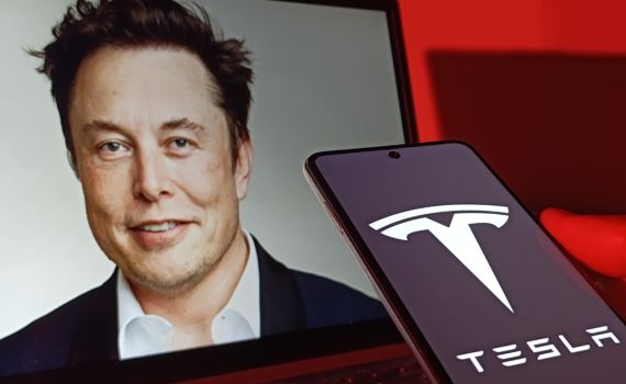 ההבטחה הגדולה של מאסק: טסלה בדרך לקריסה?