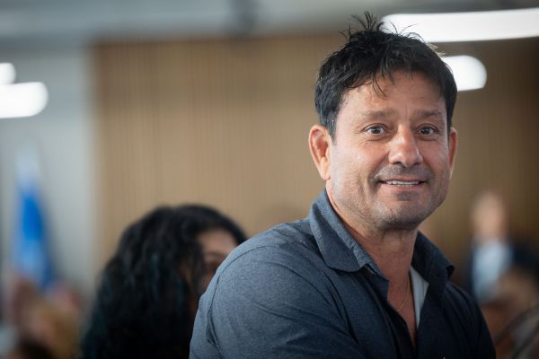 אורן סמדג'ה: "היום לפני שנה פספסתי את החיבוק האחרון שלך"